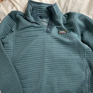 LLBean snap quarter sweatshirt XS petite. Like new